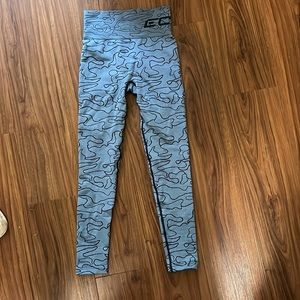 ECHT arise camo blue leggings